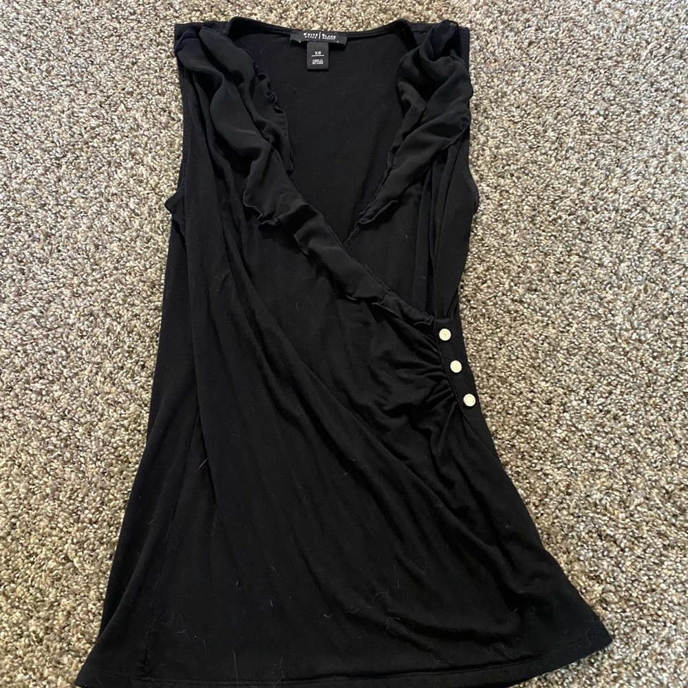Black sleeveless dress shirt